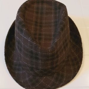 Trilby style hat